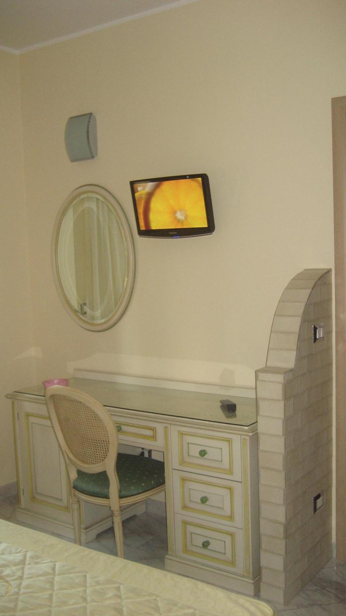 Hotel Ginevra Poggiomarino エクステリア 写真