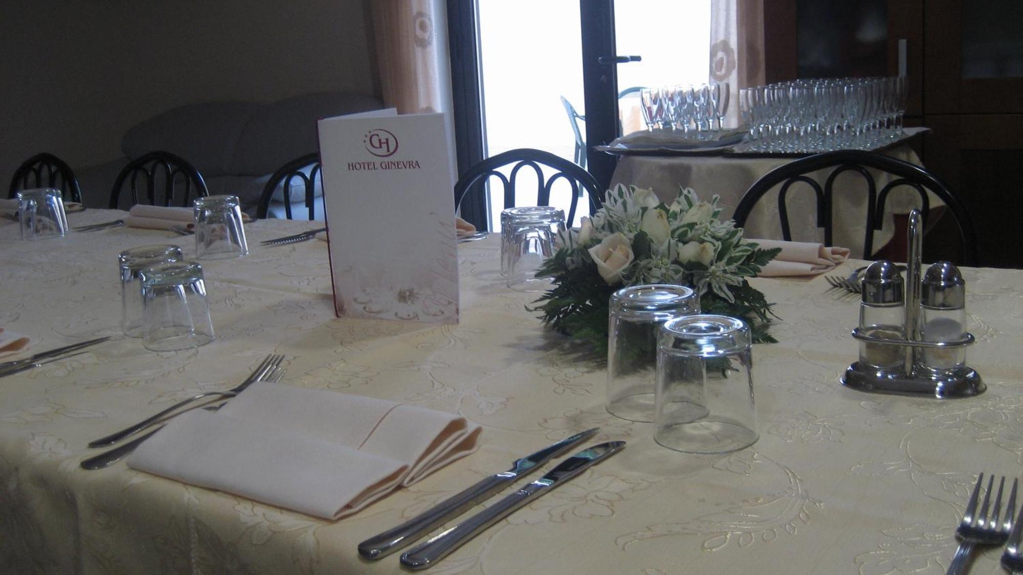 Hotel Ginevra Poggiomarino エクステリア 写真