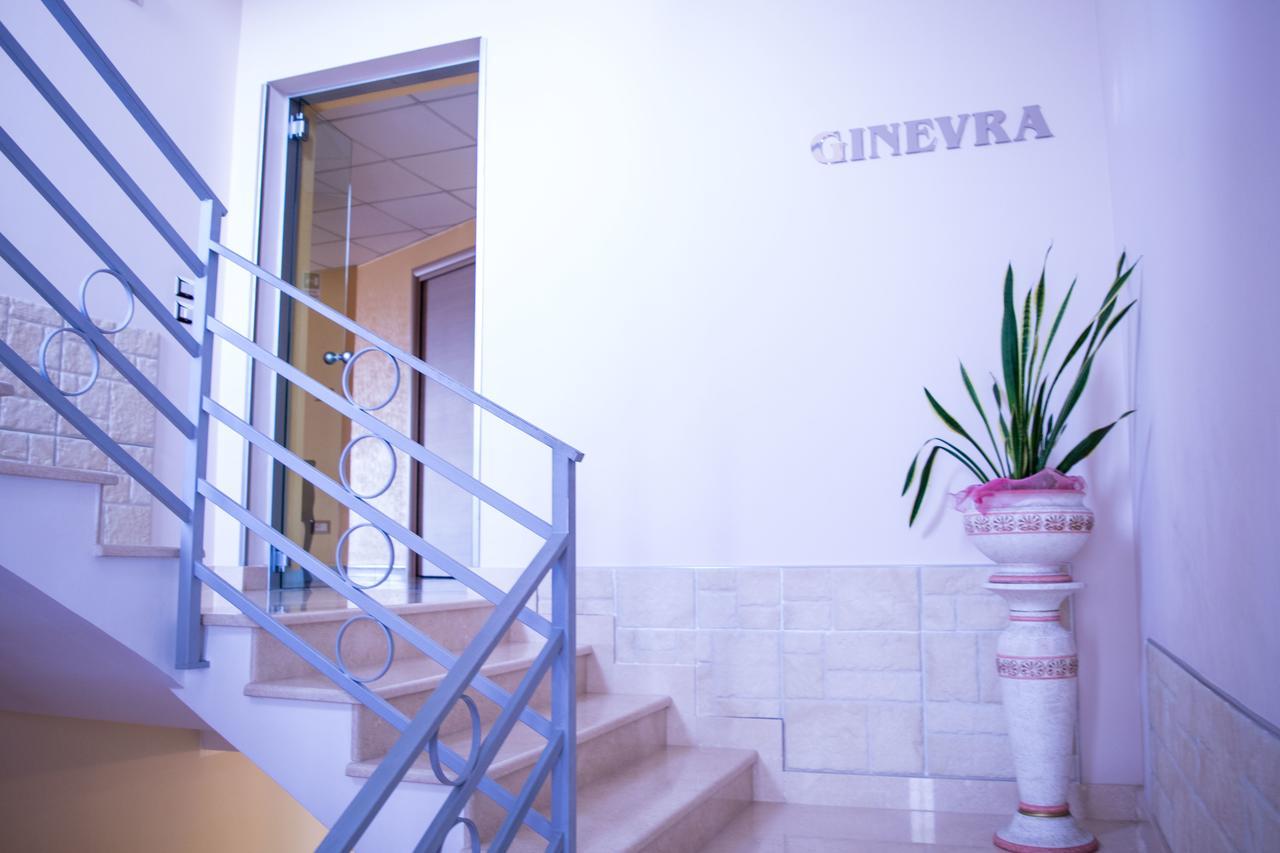 Hotel Ginevra Poggiomarino エクステリア 写真